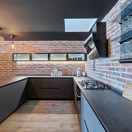 Golden Haven Willa *