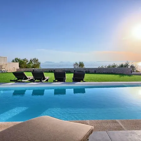 Golden Haven * Murter