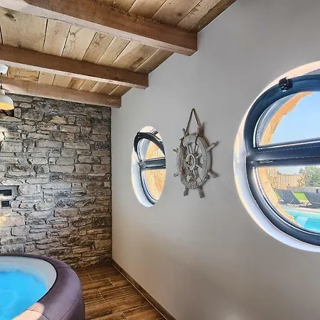 Willa Golden Haven *