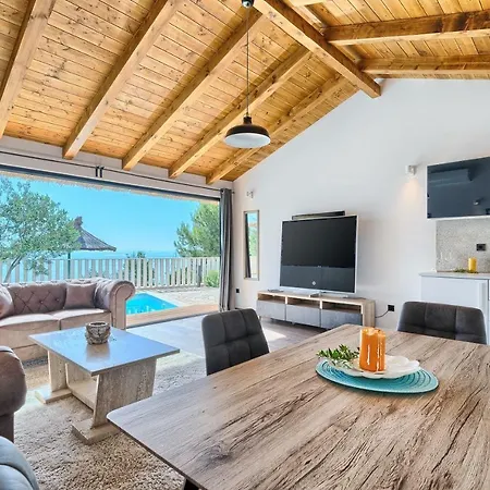 Golden Haven Villa