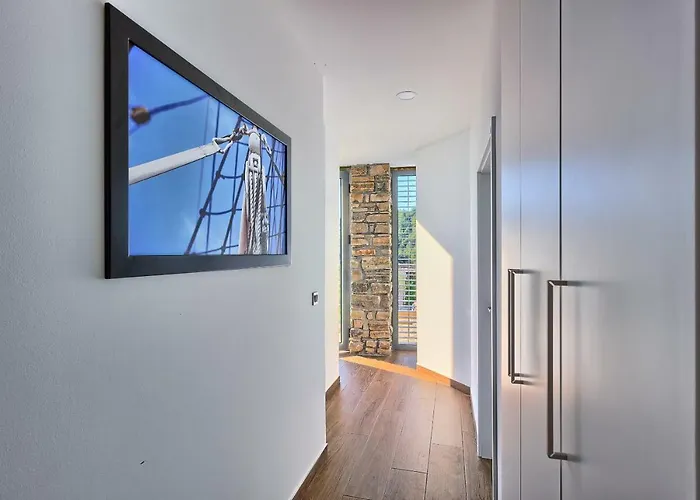 Golden Haven Villa *