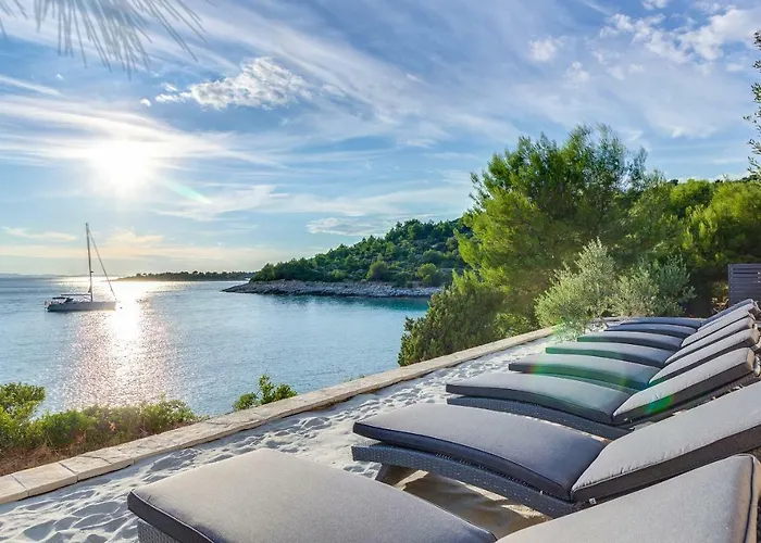 Golden Haven Villa Murter