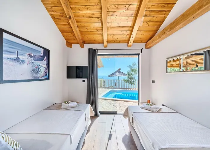 Golden Haven Villa *