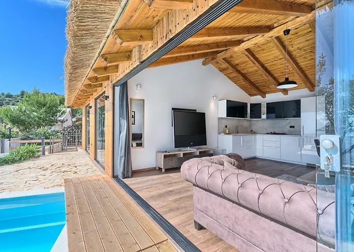 Golden Haven Villa *