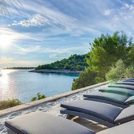 Golden Haven Villa Murter