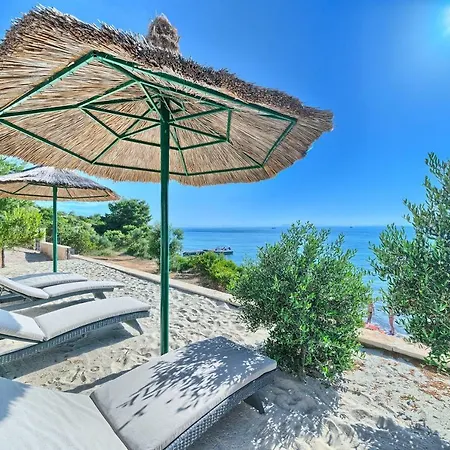 Golden Haven Villa *